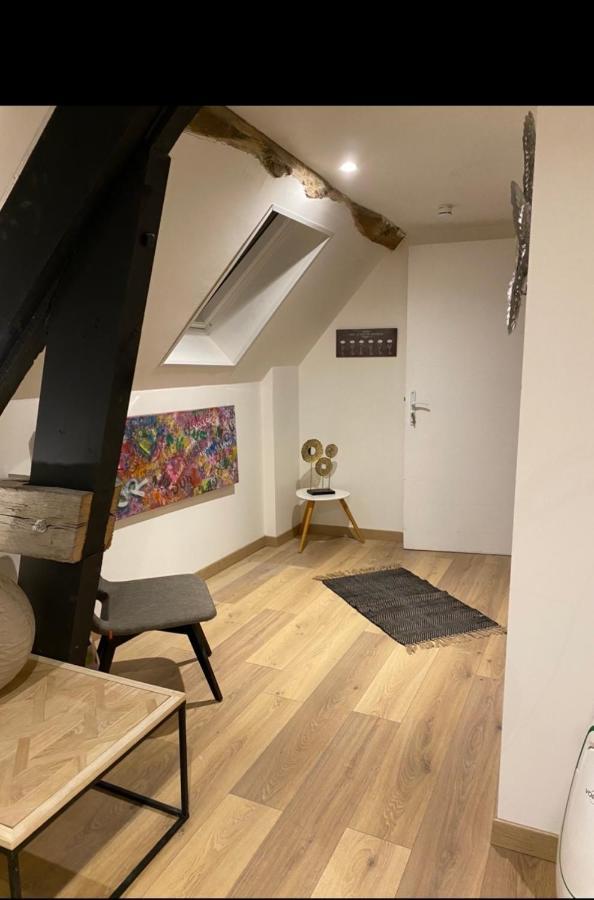 Appartement Contemporain Dange-Saint-Romain Экстерьер фото